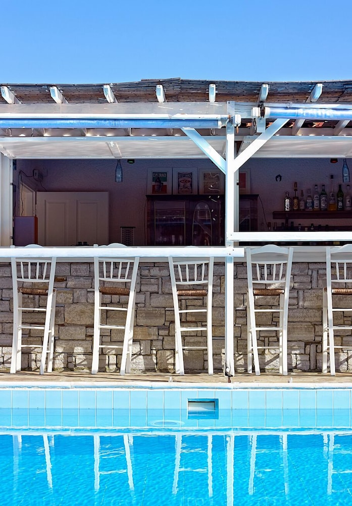 Ledra Samos Hotel