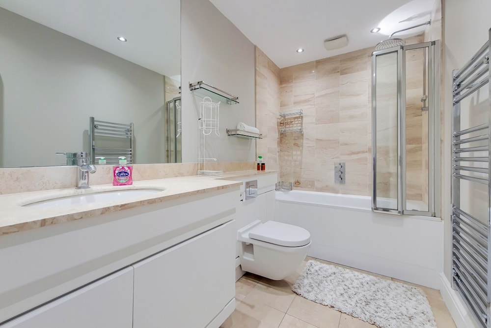 The Knightsbridge Residences