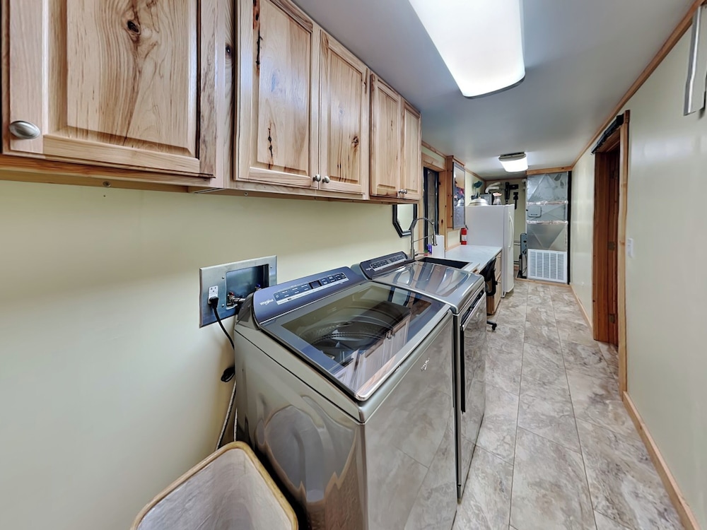 Gatlinburg's Hidden Gem by Jackson Mountain Rentals