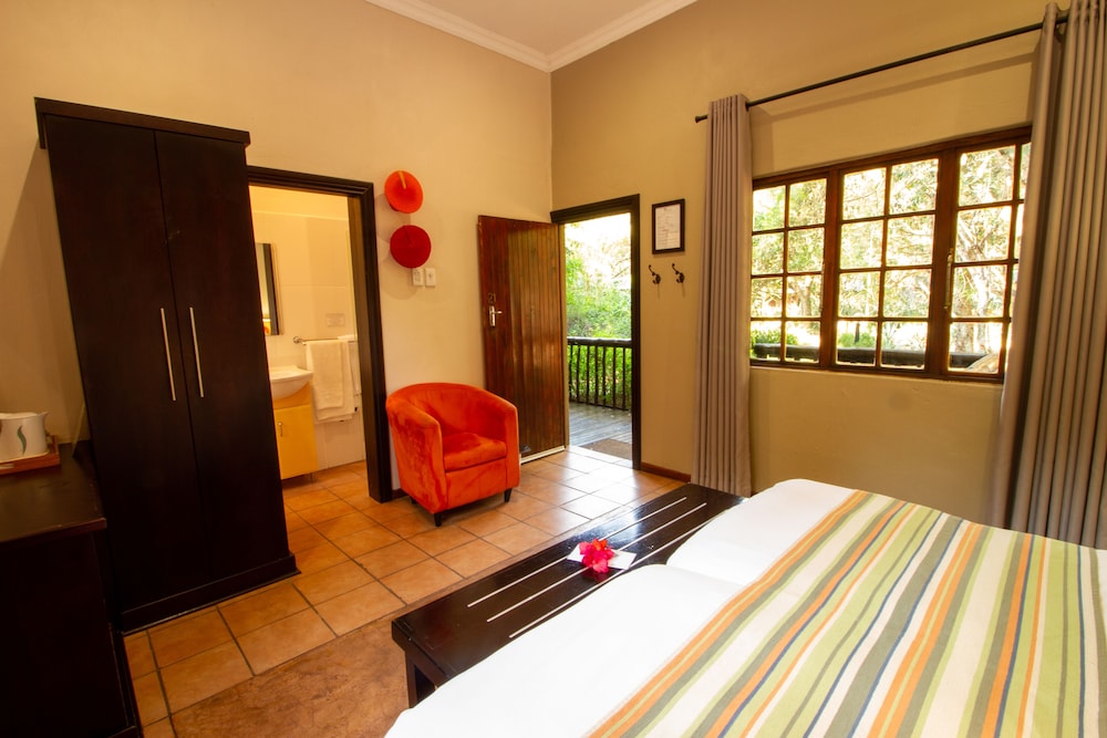 Emdoneni Lodge