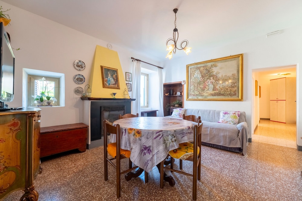 Limonta Lakeview Apartment by Wonderful Italy