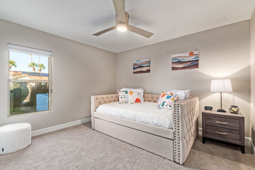 Citrus Grove Heated Pool Putt Grn Gameroom