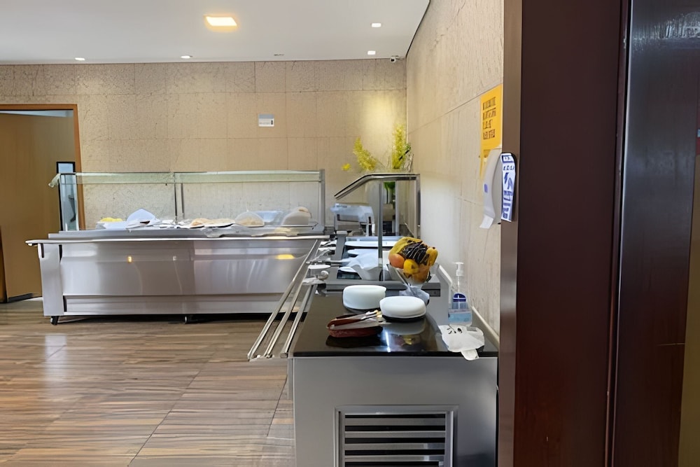 Hosts BR - Flat Vista Mar no Meireles