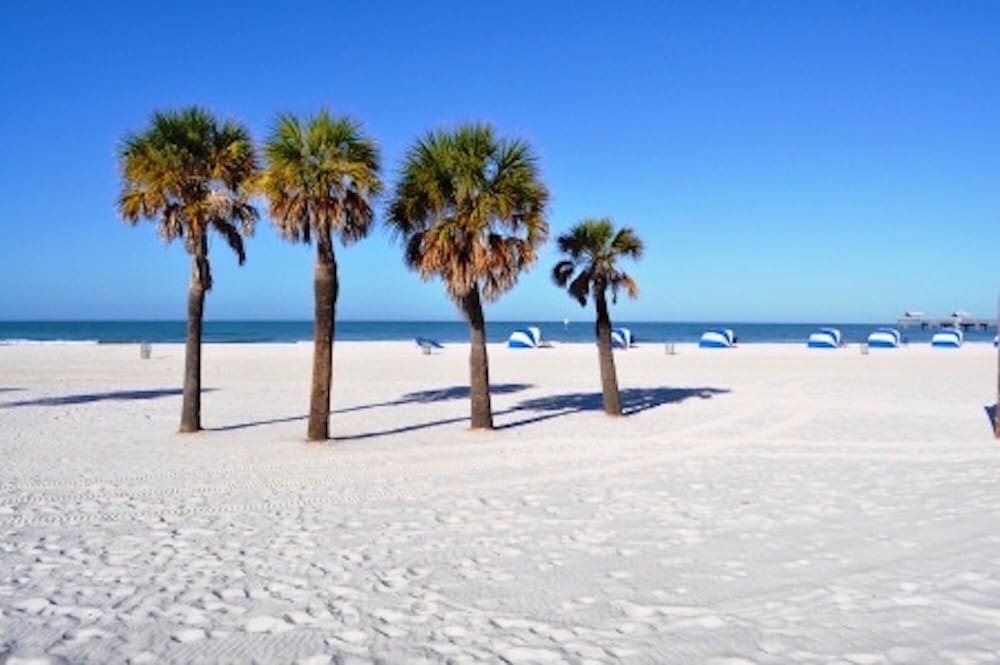 Bermuda Bay by Affordable Beach Condos
