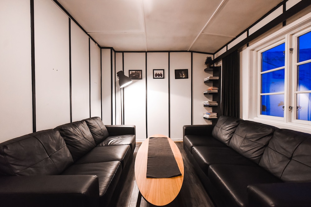 Gjestehuset 102 - your home away from home!