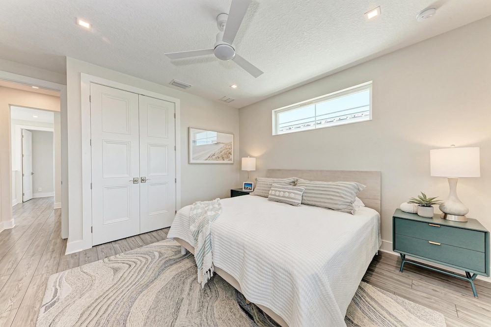 Sweet & Salty Beach House 3 Bedroom Home