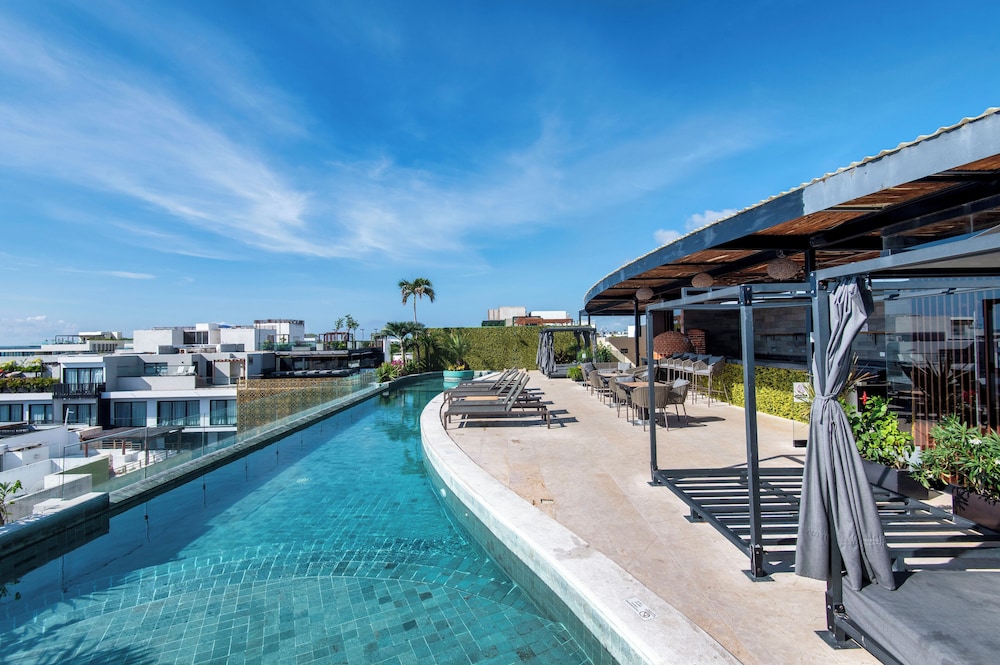 The Shore - Comfort & Rooftop Pool