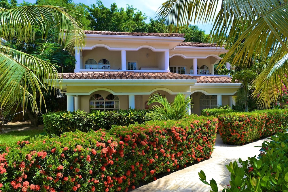 Mayan Princess Beach & Dive Resort - All Inclusive