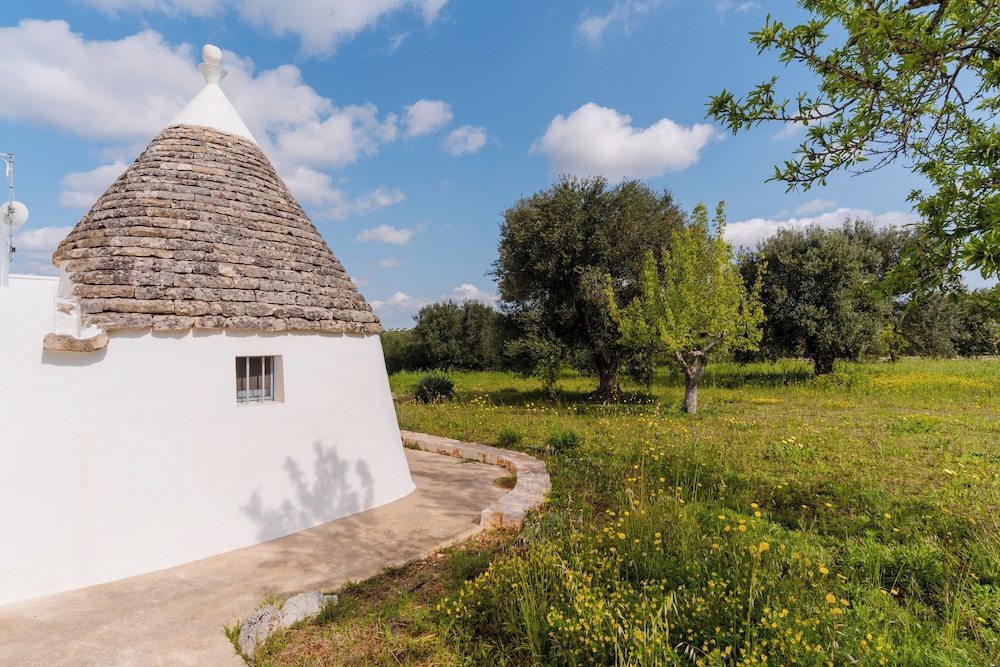 Ker Rail Villa with Pool by Wonderful Italy