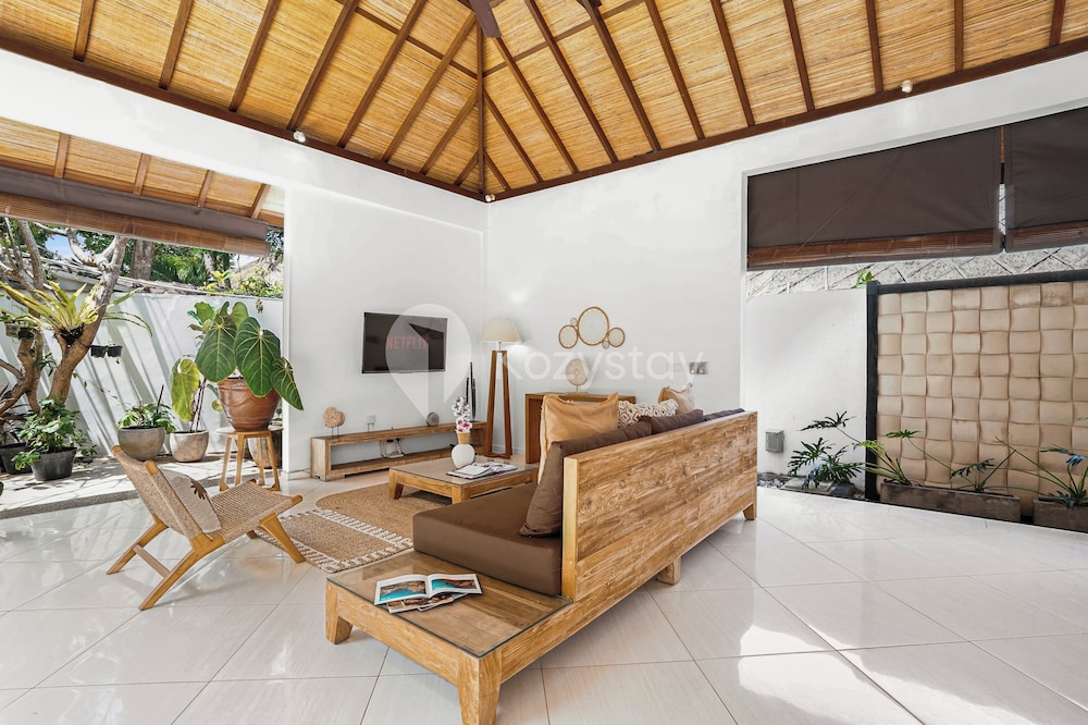 Jaya Villa by Kozystay - Canggu