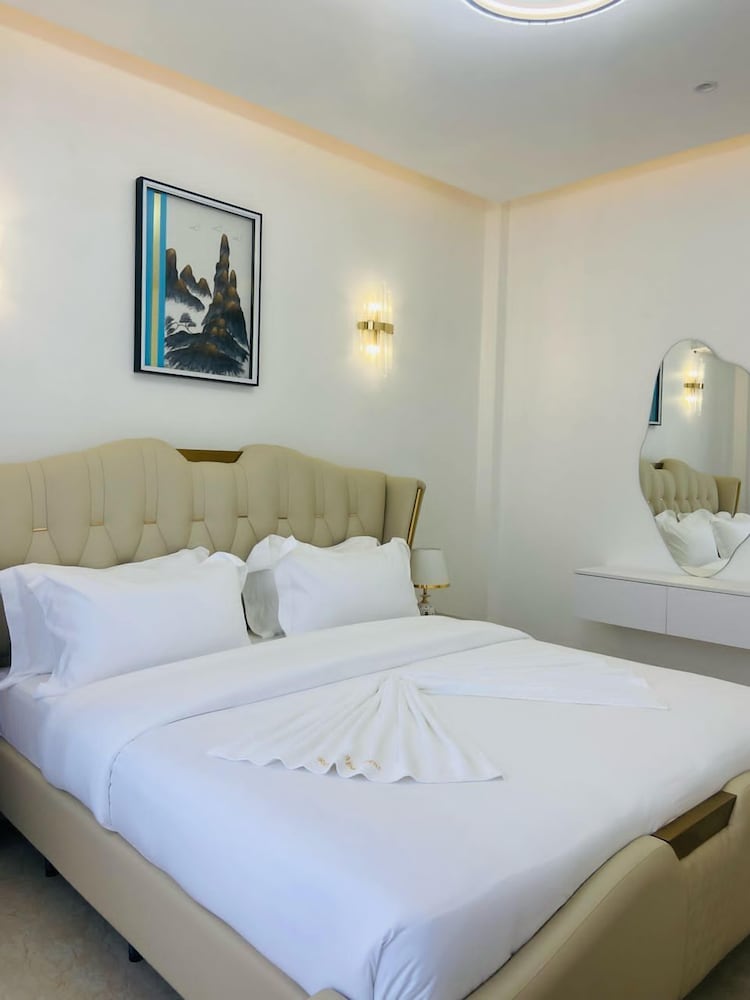 Royal Apartment