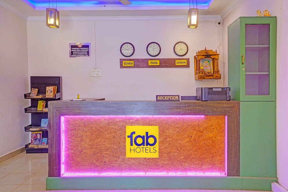 Fabhotel Padma