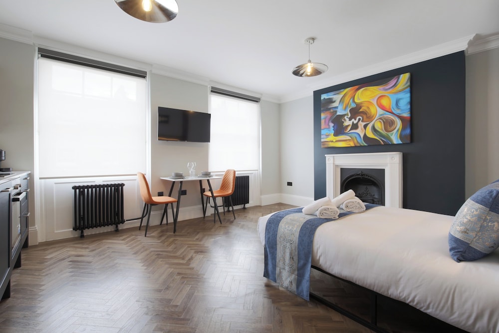 Imperial York Street Apartments