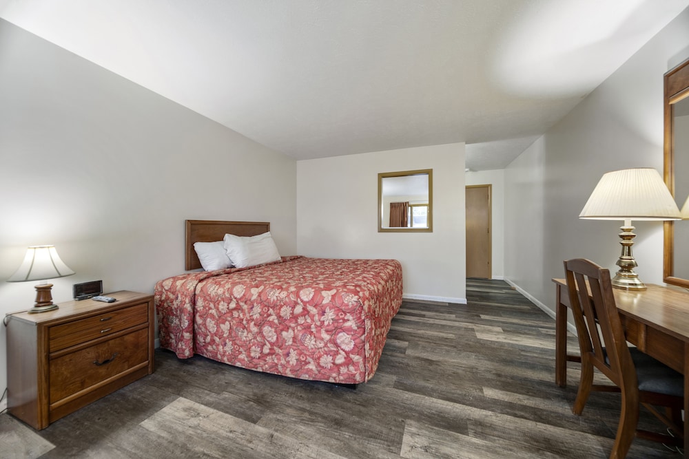 Executive Inn Cass City