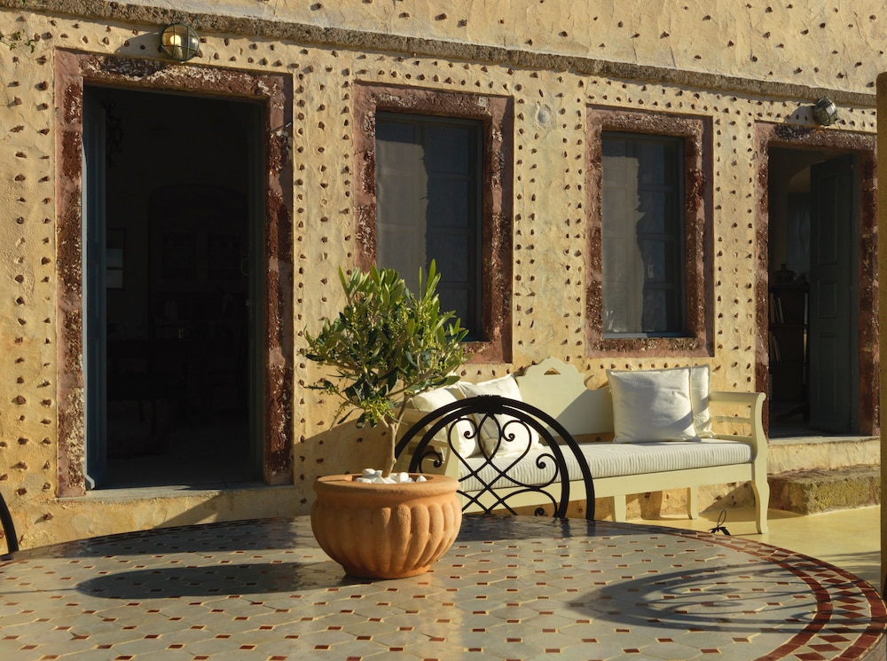 OIA Unique Homes by K&K