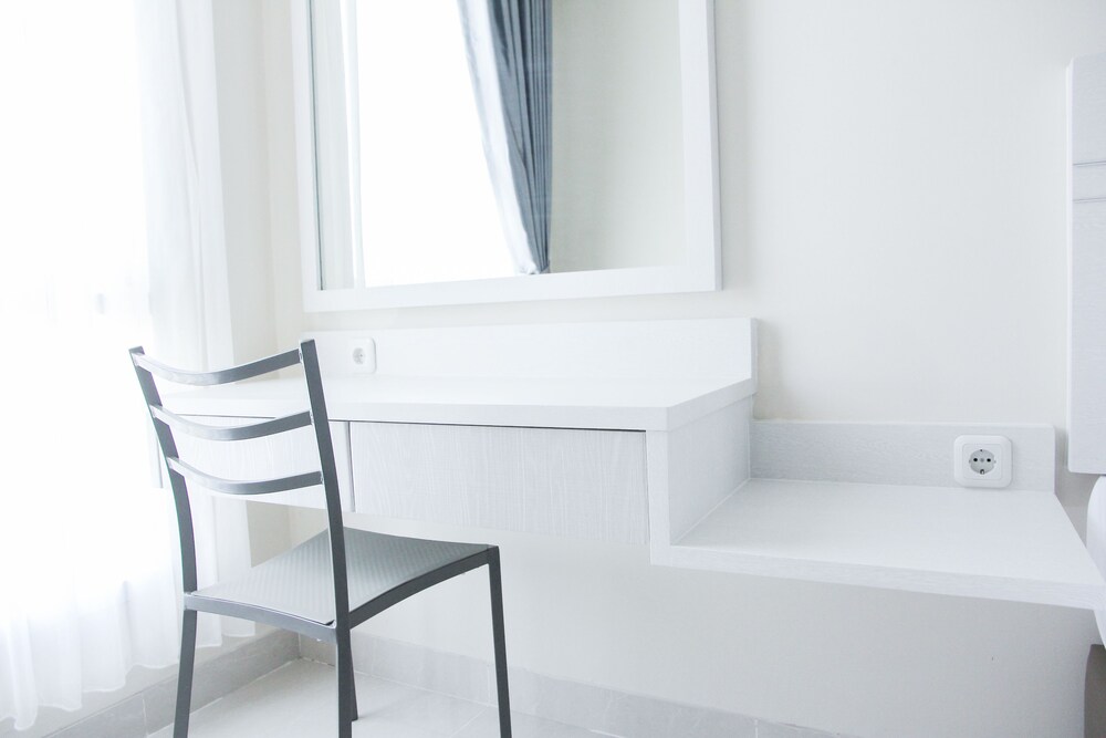 Central Jakarta Minimalist Studio Apartment at Elpis Residence