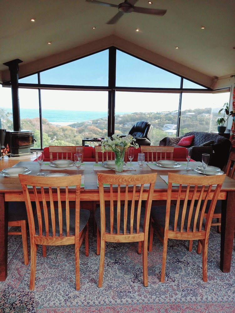 Fairhaven Beach House With Ocean Views and Tranquil Setting
