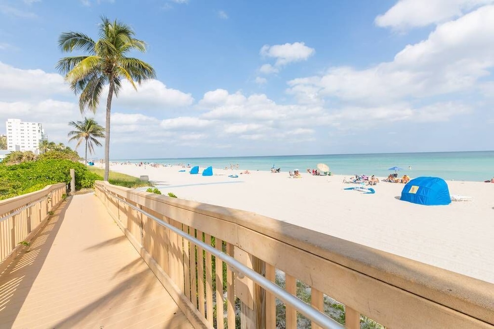 744 Ocean View Hollywood Beach view 4