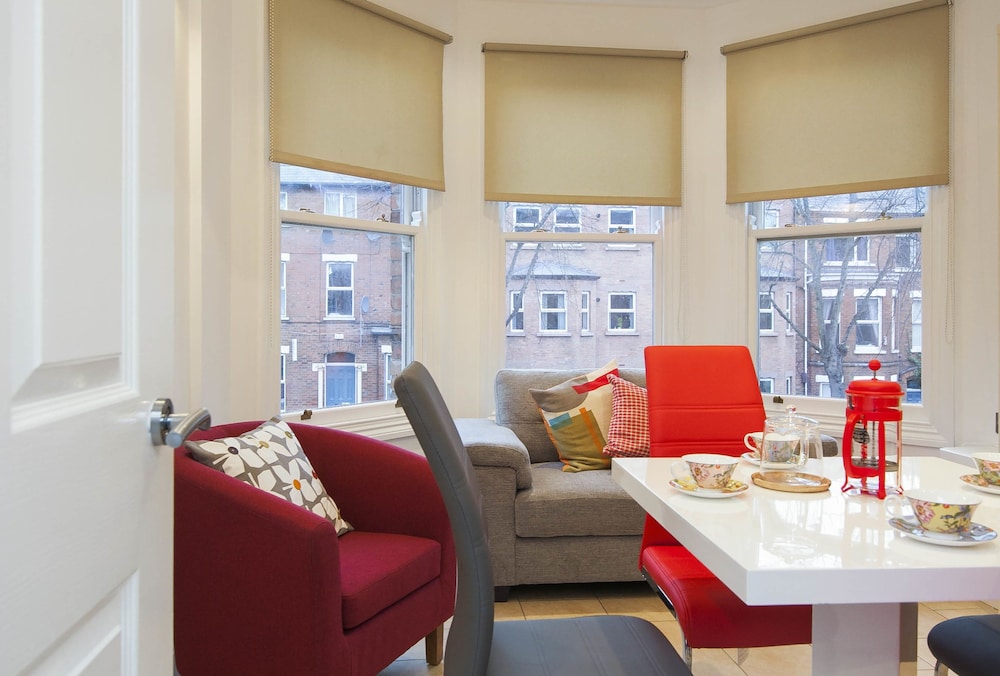 Haven Apartments at Eglantine Avenue view 4