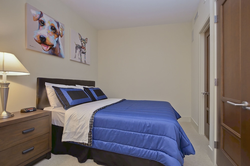 NEW Two bedroom condo in Channelside Tam