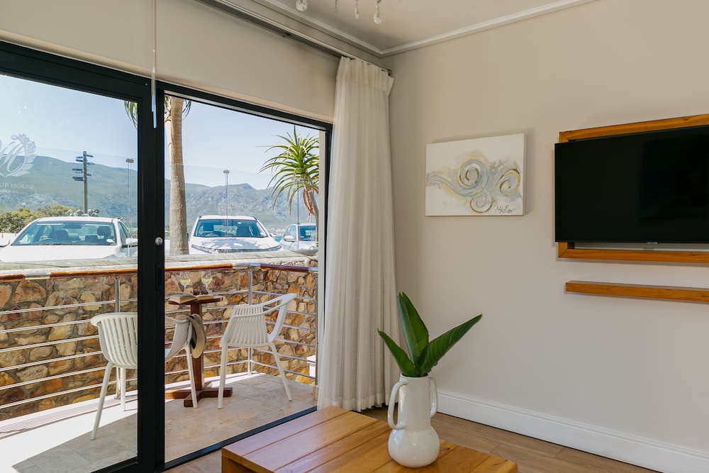 Hermanus Vacations - Harbour House Hotel - Property Image 56