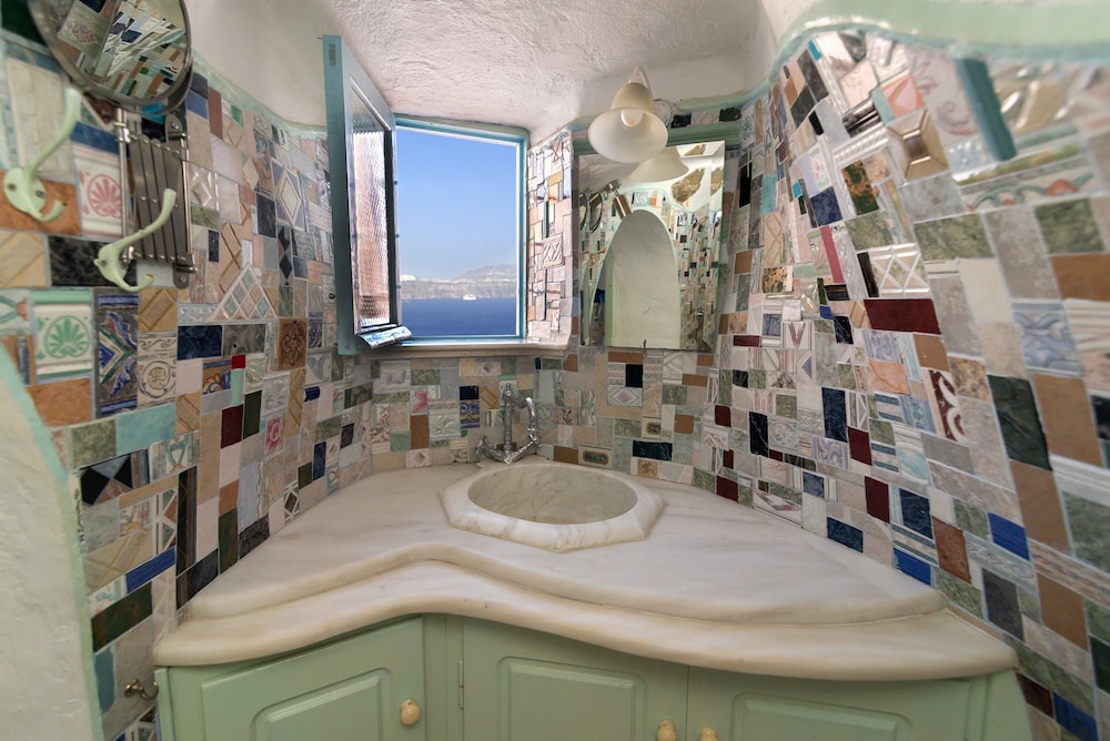 Santorini Paradise
