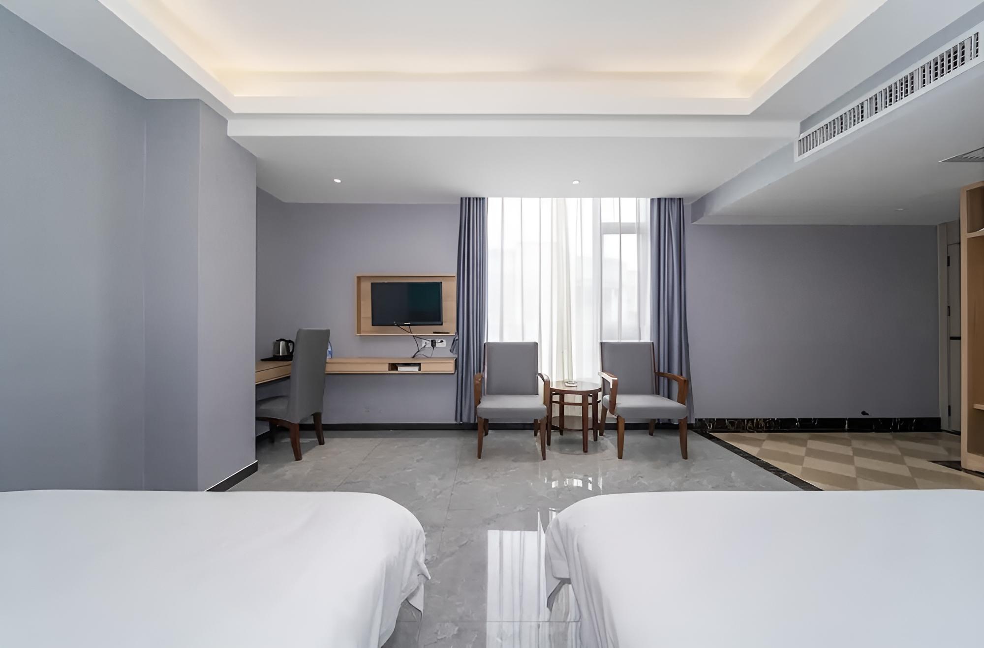 YUAN FENG HOTEL