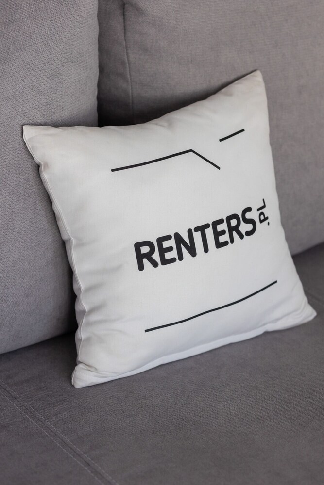 Ursus Sunny Studio by Renters view 4