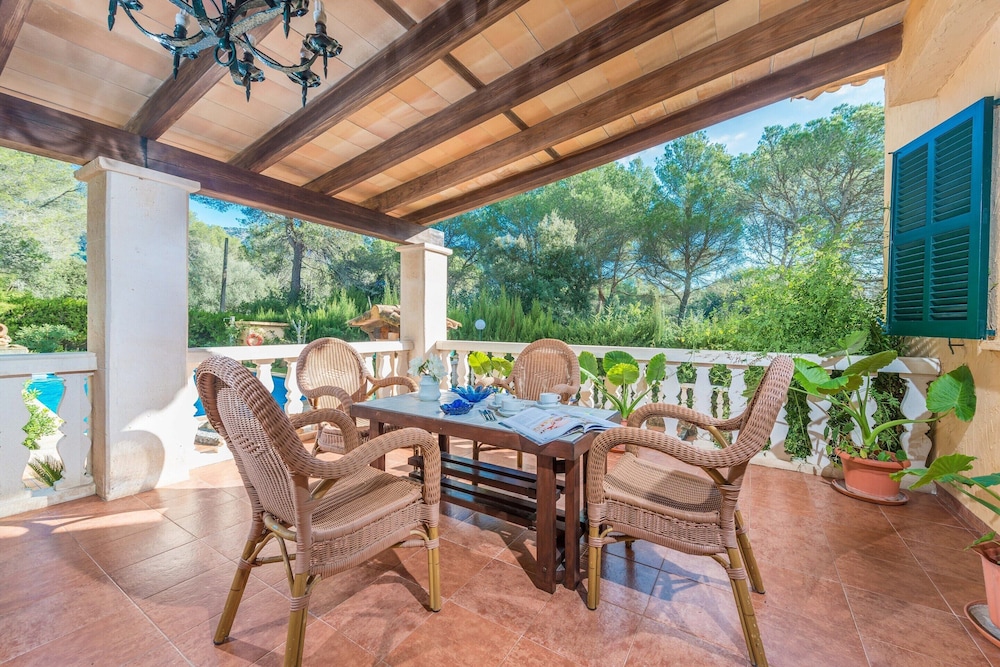 Els Pins - Villa With Private Pool In Crestatx