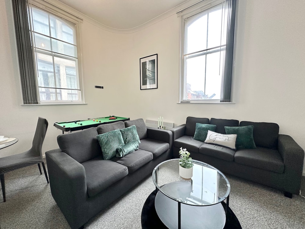 City Haven - Modern 2 Bedroom in Sheffield