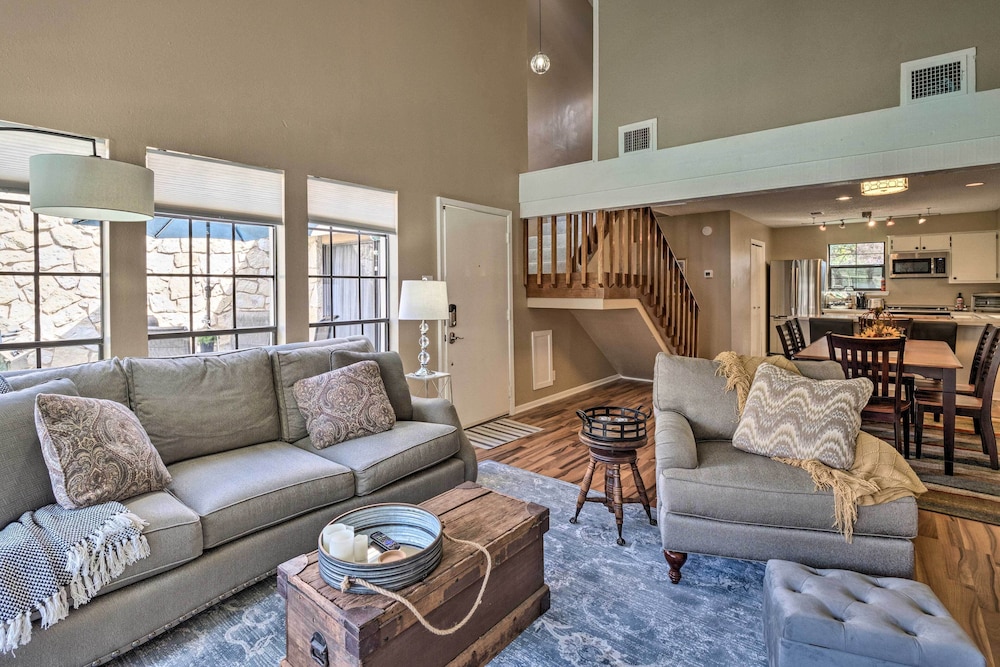 Horseshoe Bay Resort Townhome - Near Lake Lbj! - Property Image 16