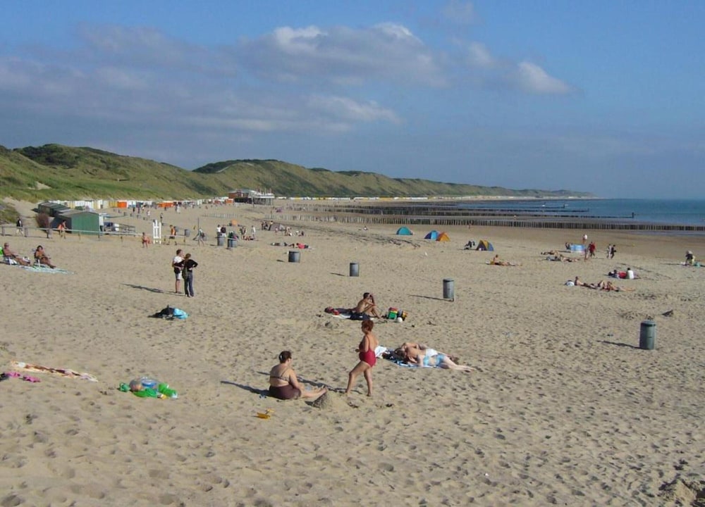Wifi and Golden Beaches; Home