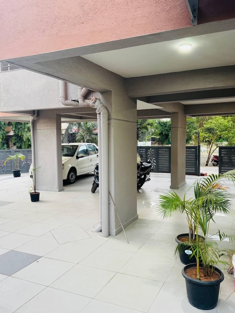 Mighter Crest Studio Apartment