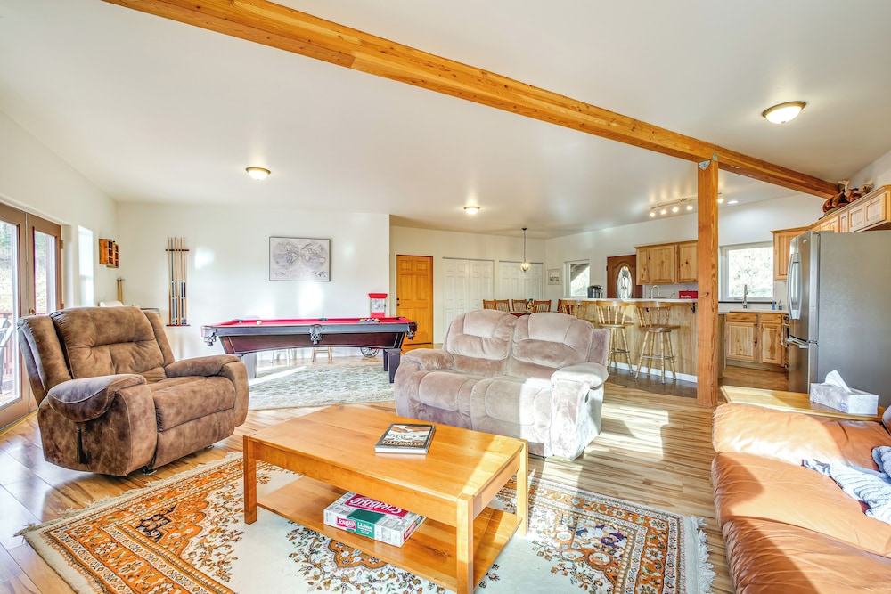 Panoramic Mtn Views: 5-acre Escape in Palmer!