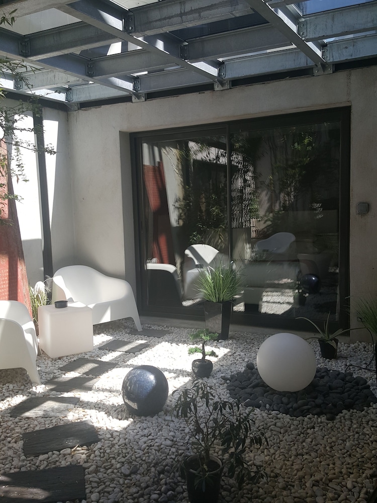 Be Loft B&B Pool & Spa