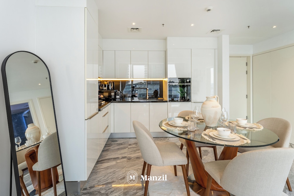 Manzil - Modern 1BR w Stunning Lake View