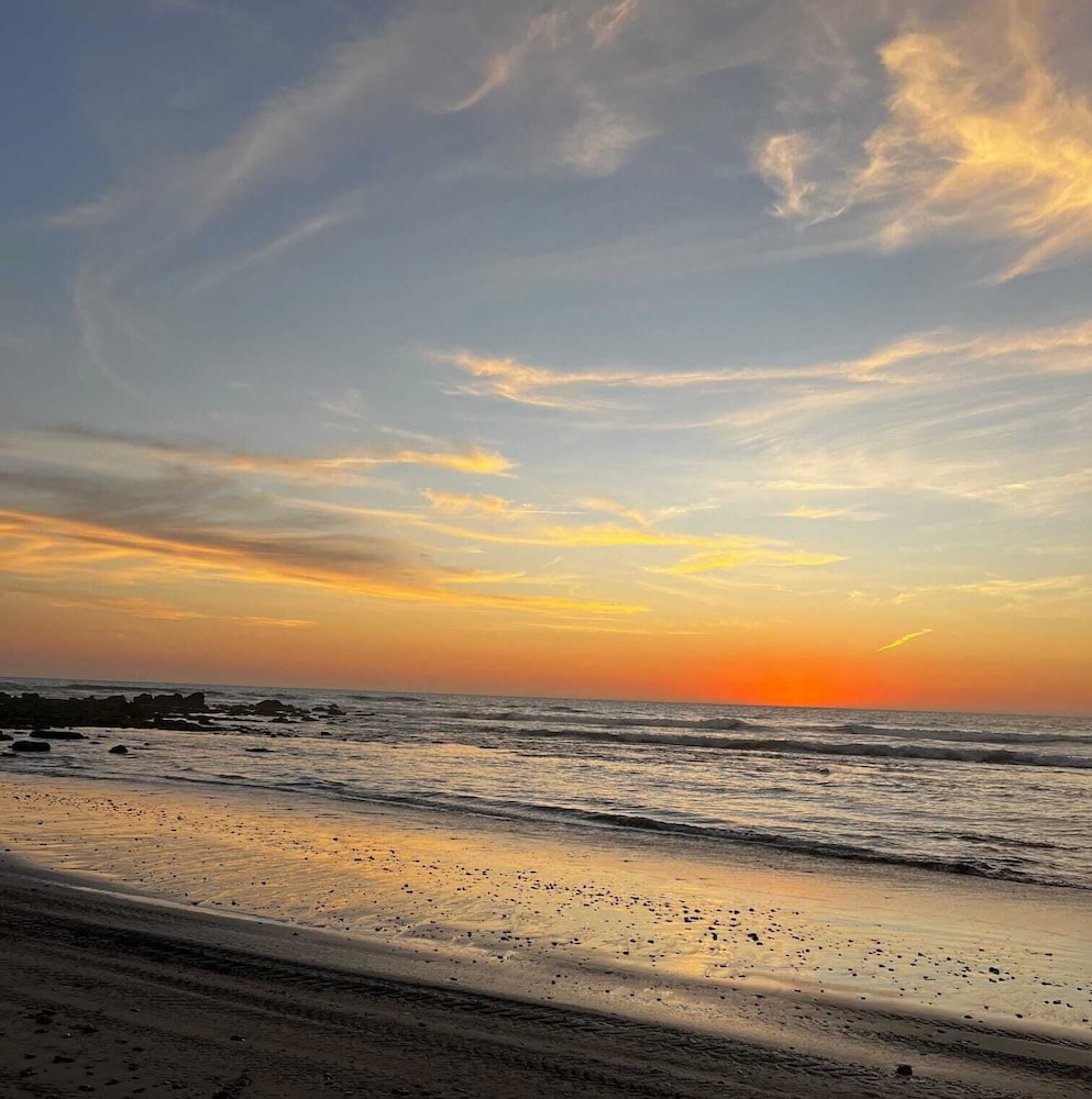 Tres Velas Surf