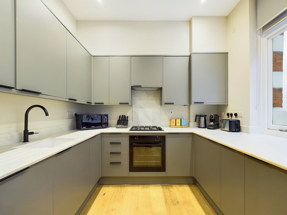 Be London - Piccadilly Circus Residences