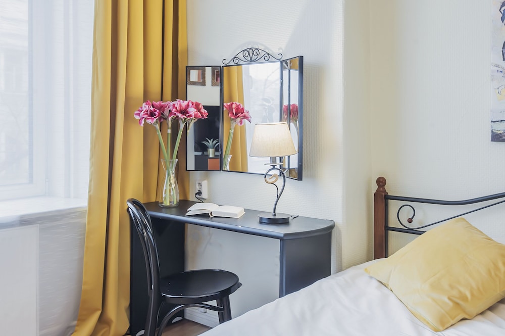 GM Apartment Staropimenovskiy 16