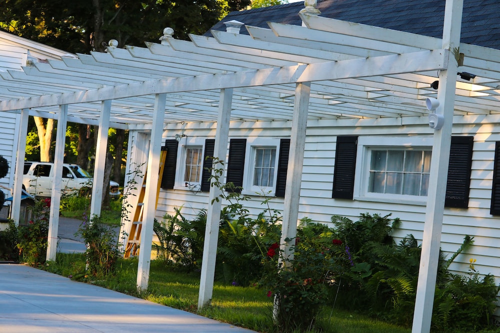 Wauban Cottage