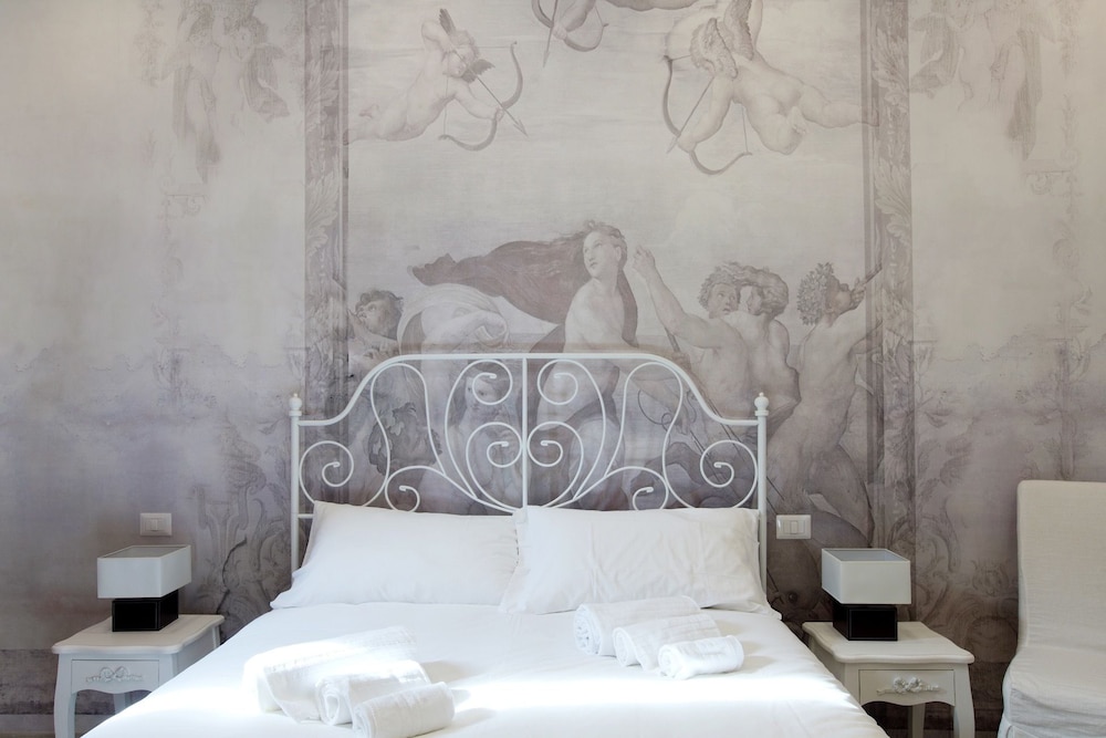 Mirko Luxury Inn