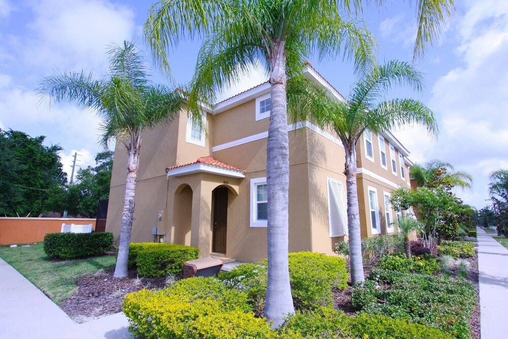 800 Bella Vida - Image 1