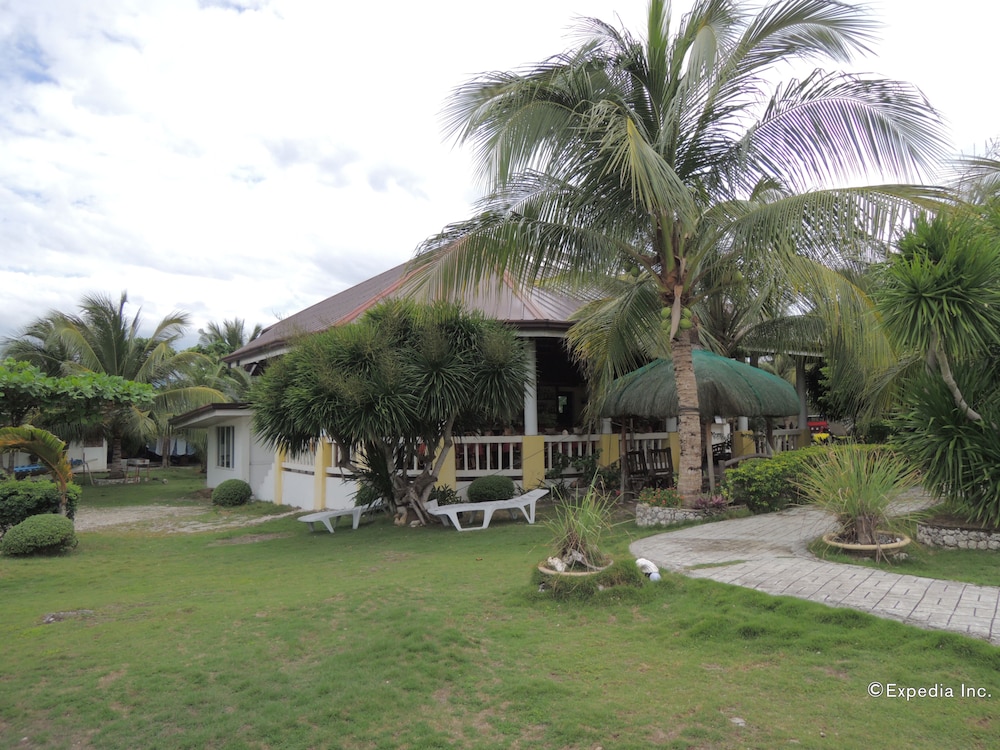 Moalboal Beach Resort