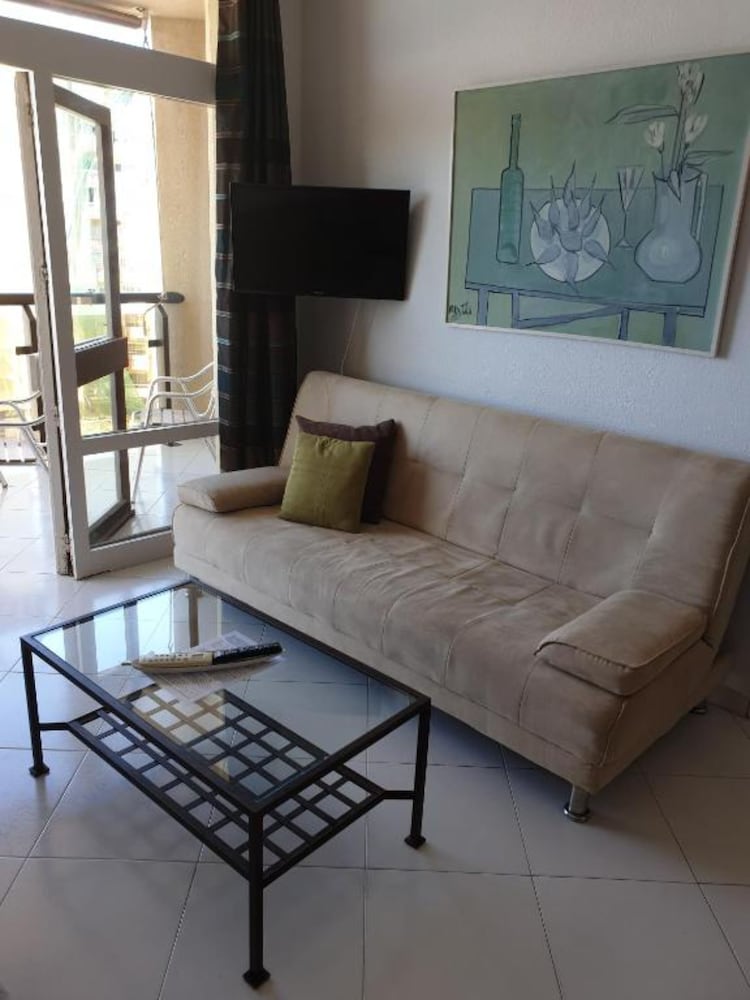 Apartamentos Puerto Marina