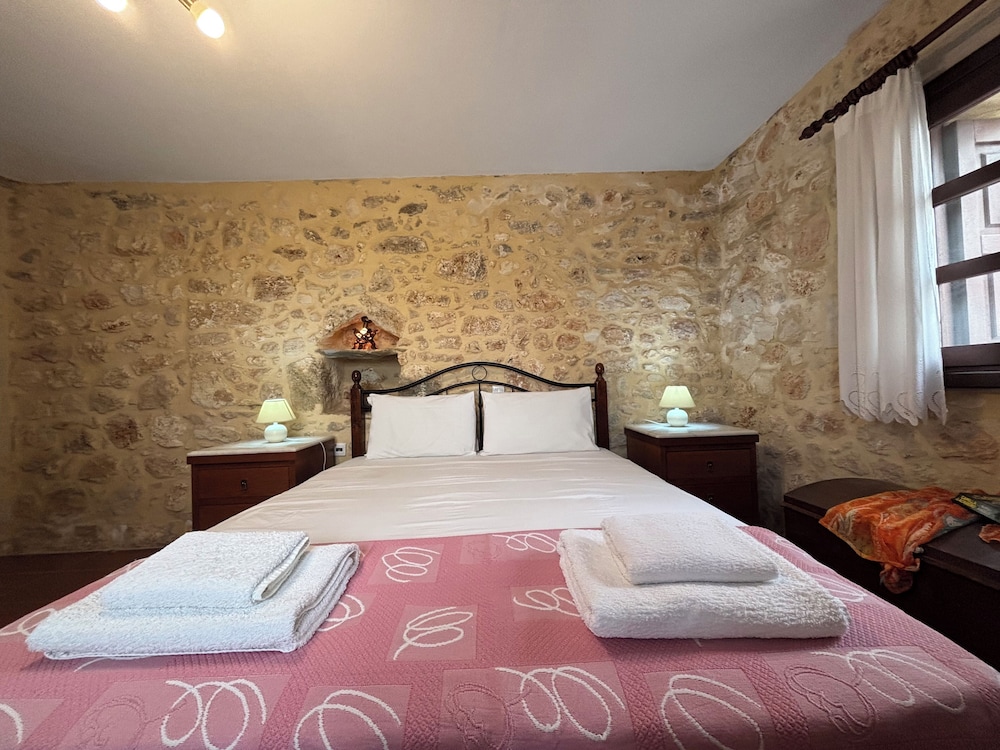 Electra Stone Suite