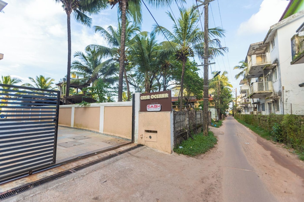 Palm Retreat 1BHK Pool & Field Views
