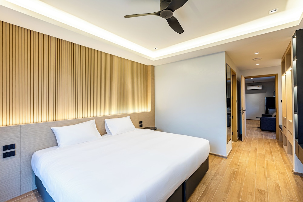 P Villas Beachfront Patong