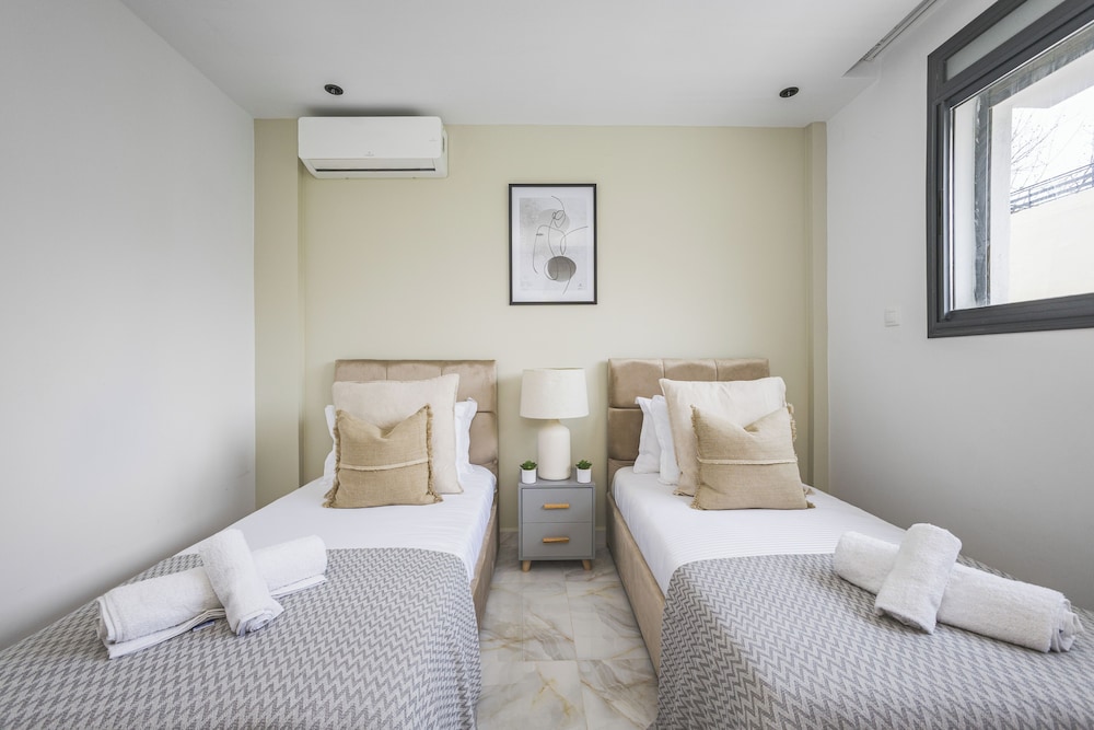 Appartement de 3 pieces a Birkhadem