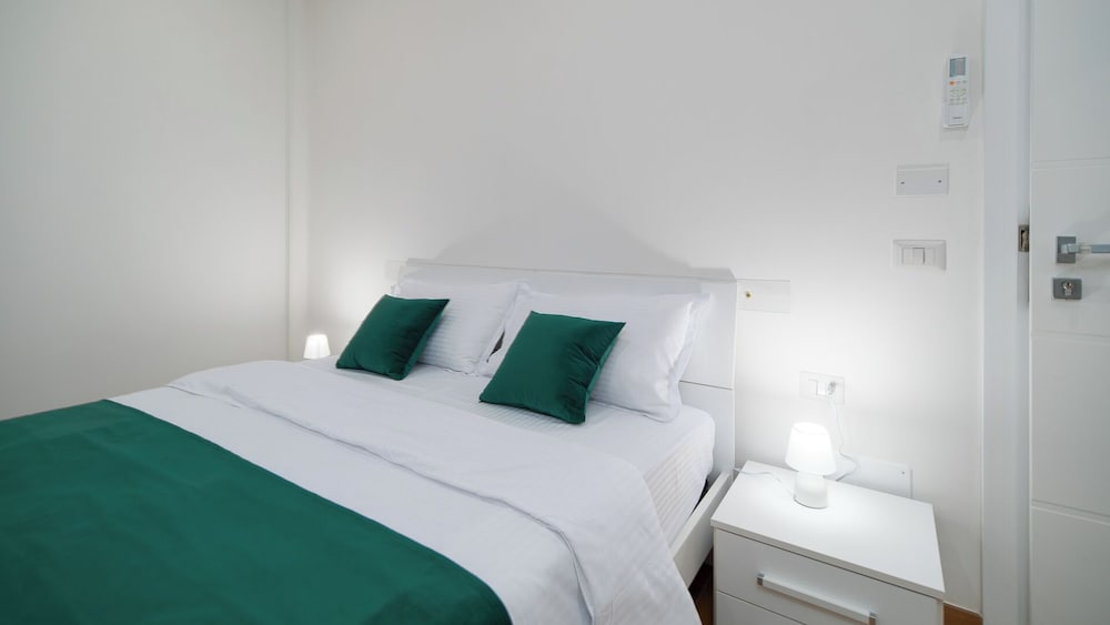 Lovely Rooms by Rentbeat