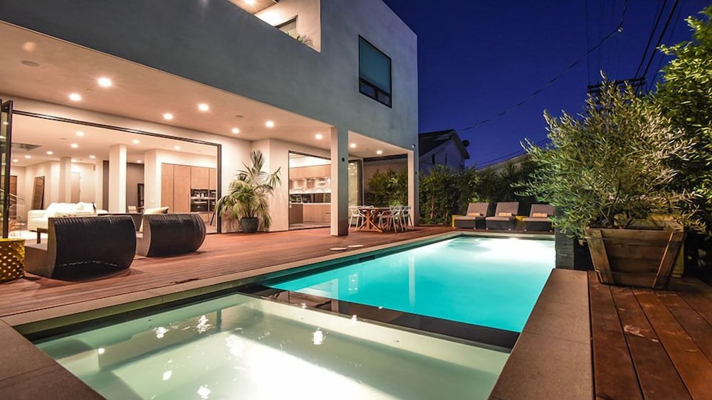 Orange Grove Villa - Image 2